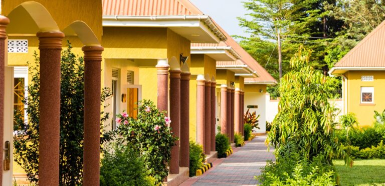 Goro Cottages